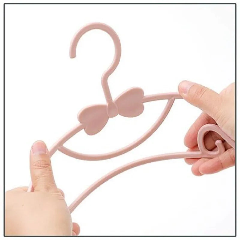 Children's clothes hanger